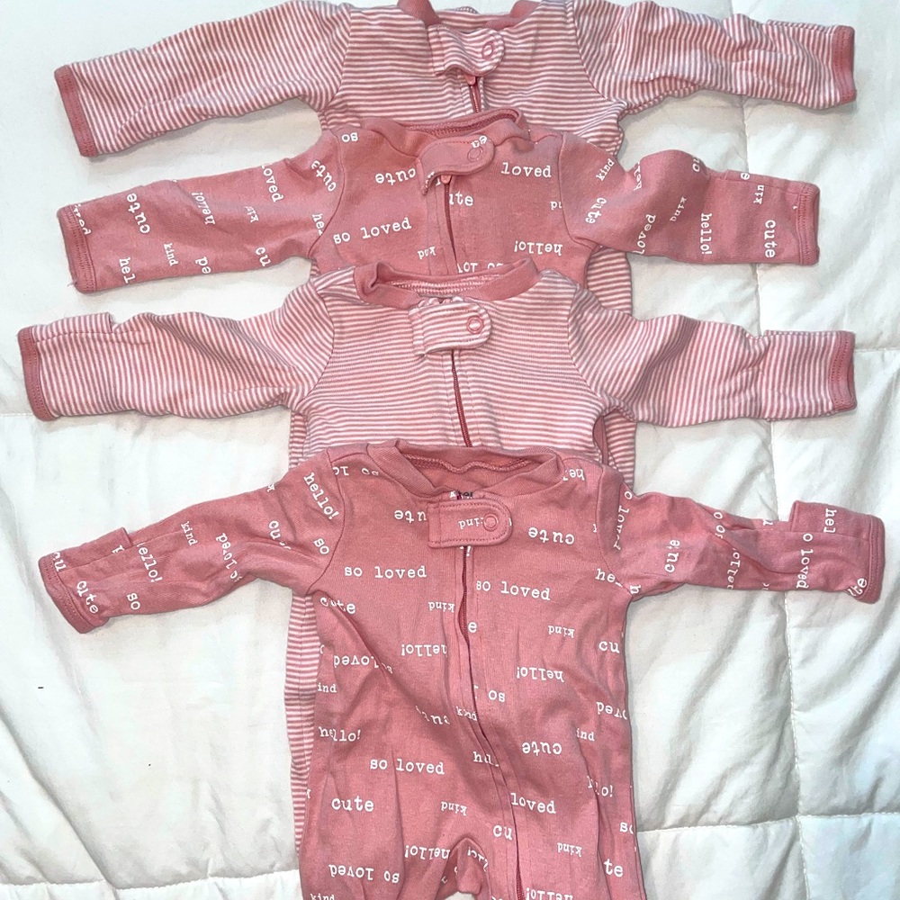 Baby Girls 4pk sleep N’play made by Carter’s